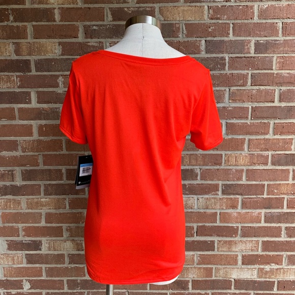 ⭐️Nike Dri-Fit Red Performance T-Shirt Medium - Picture 3 of 7